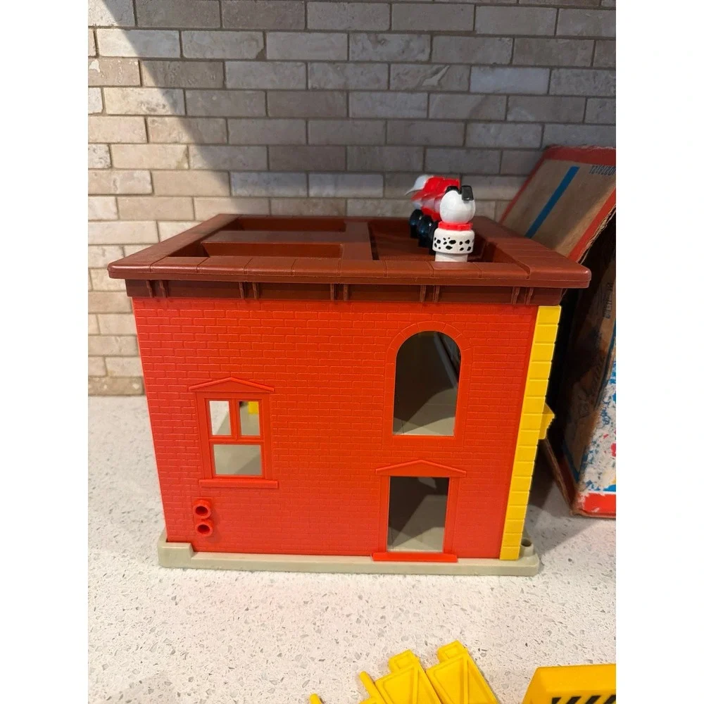 Fisher-Price Fire Station Complete with Original Box Vintage Play Family Toy